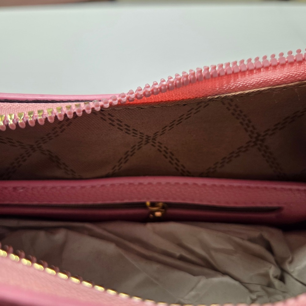 Pink Quilted Hobo Bag and Wallet 2-in-1 Set New - Picture 7 of 7